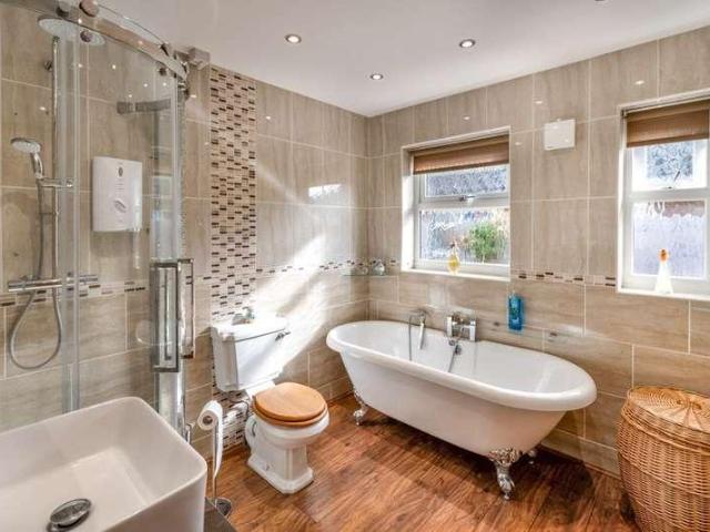 House for sale in Costhorpe, East Midlands