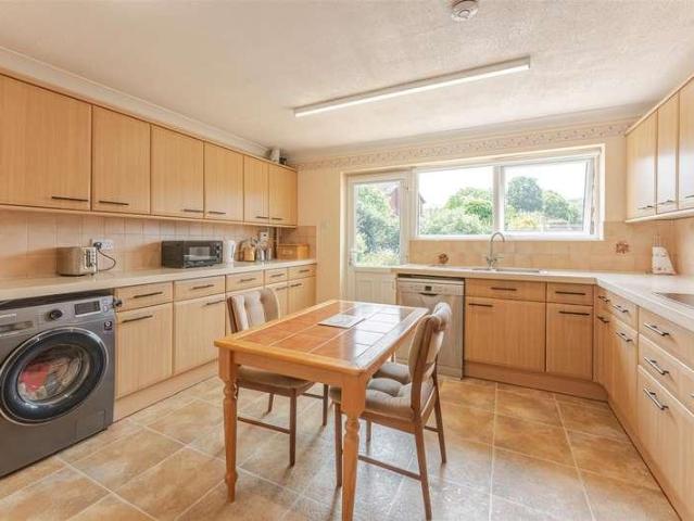 House for sale in Alderminster, Warwickshire