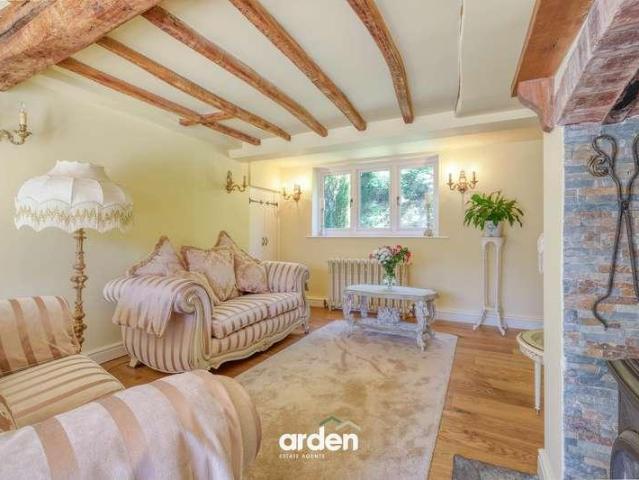 House for sale in Bromsgrove, Worcestershire