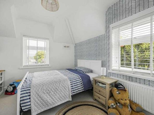 House for sale in Henley-on-Thames, Berrick Salome