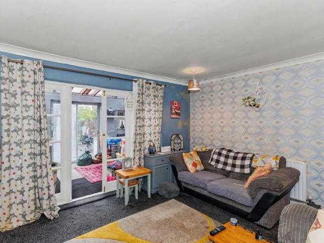 House for sale in Desborough
