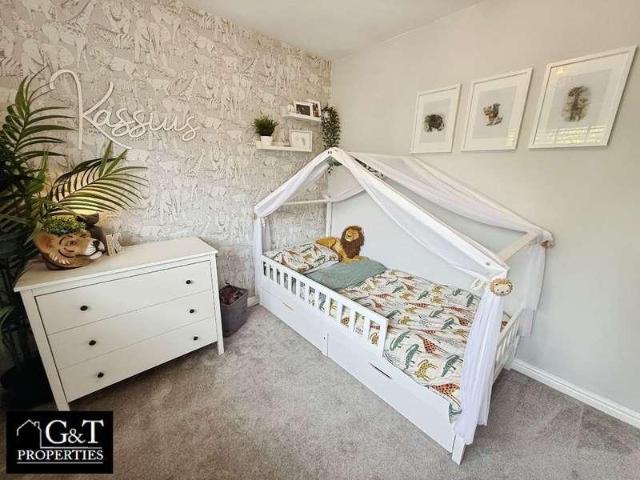 House for sale in Brierley Hill, West Midlands