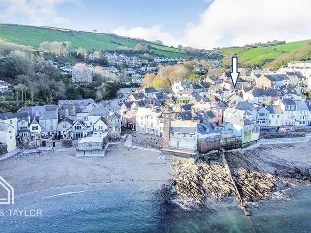 House for sale in Kingsand, Cornwall