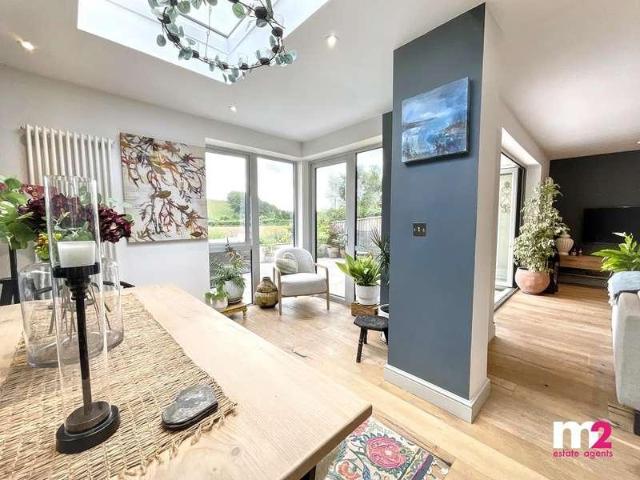 House for sale in Llanbadoc, Wales