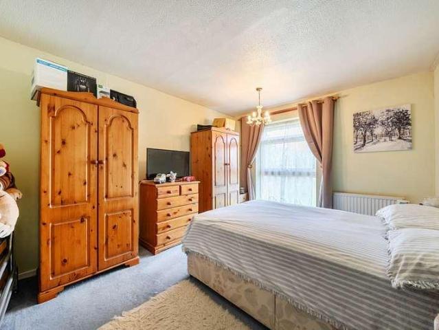 House for sale in Watford Rural, Batchworth