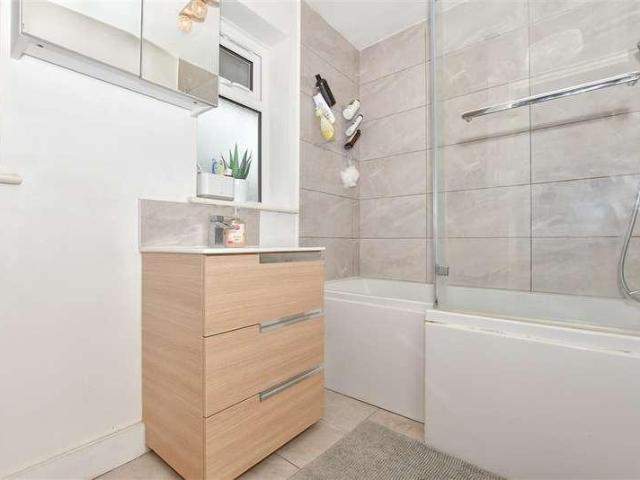 House for sale in Bourne Vale, Kent