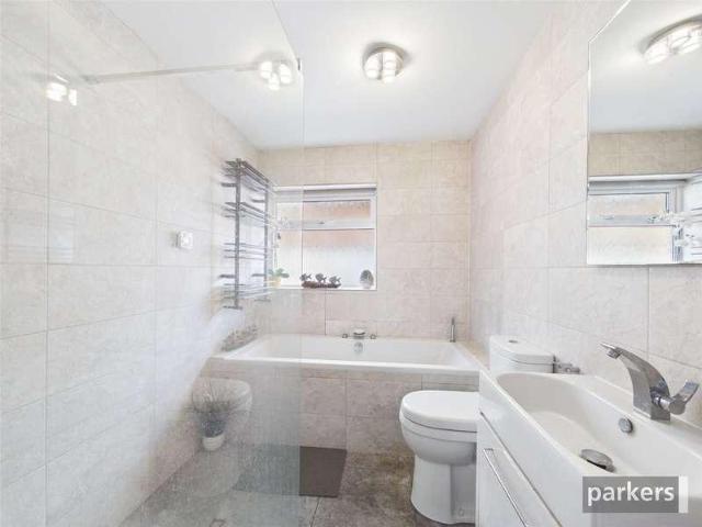 House for sale in Woodley