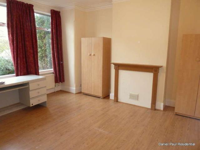 House for sale in Clayponds Gardens, Greater London