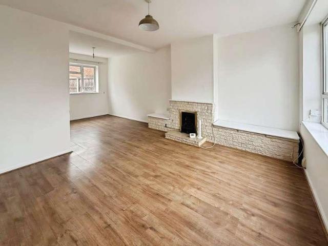 House for sale in Birchen Coppice, Wyre Forest