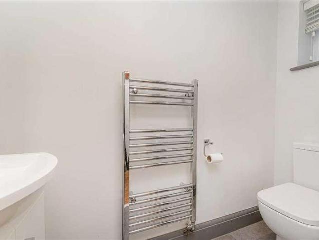 House for sale in Dagenham, Greater London