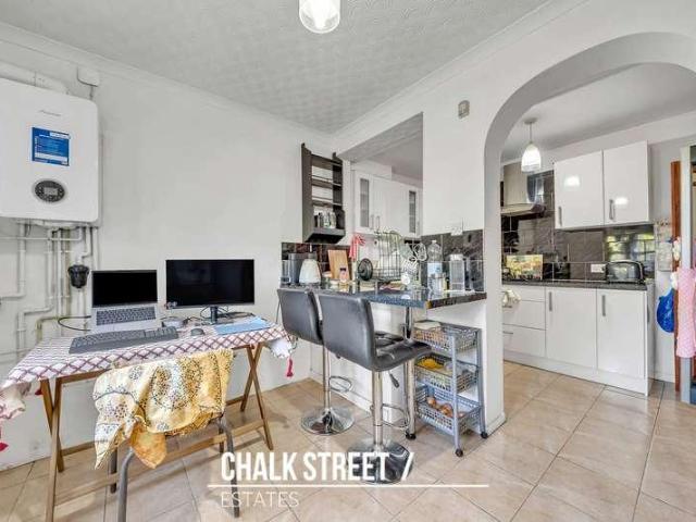 House for sale in Scrattons Farm, Greater London