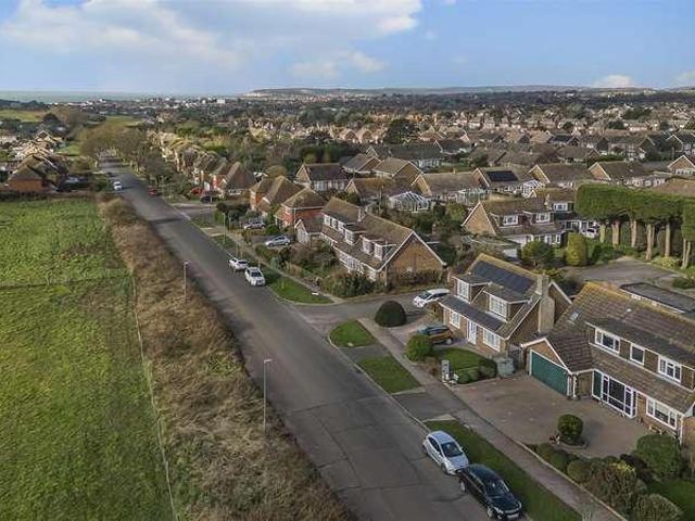 House for sale in Seaford, Iford