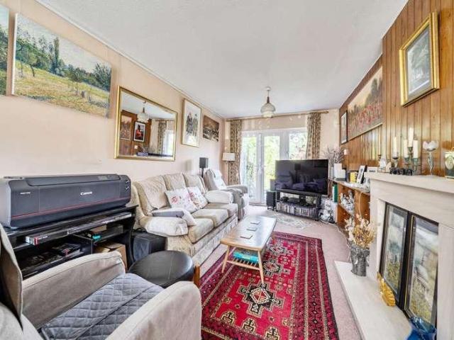 House for sale in Clewer Village, Windsor