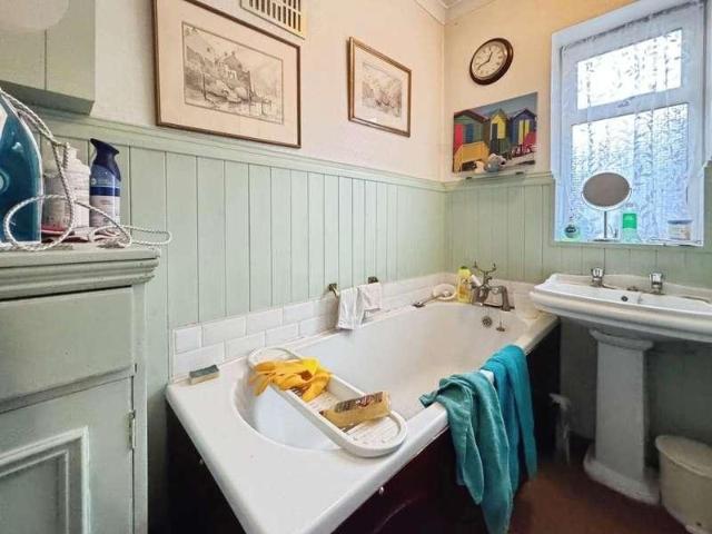 House for sale in High Wycombe Community Board, High Wycombe