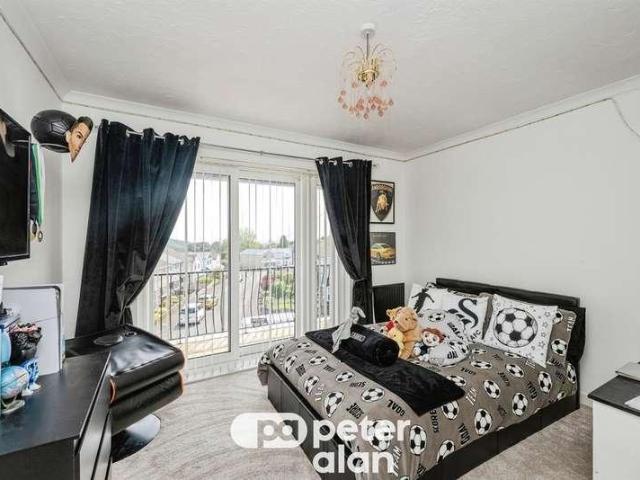 House for sale in Mynyddbach, Nangreaves