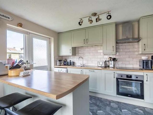 House for sale in Barlby, North Yorkshire