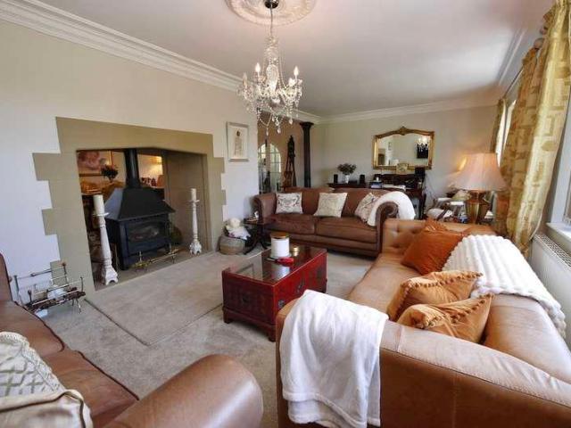 House for sale in Skellow, South Yorkshire