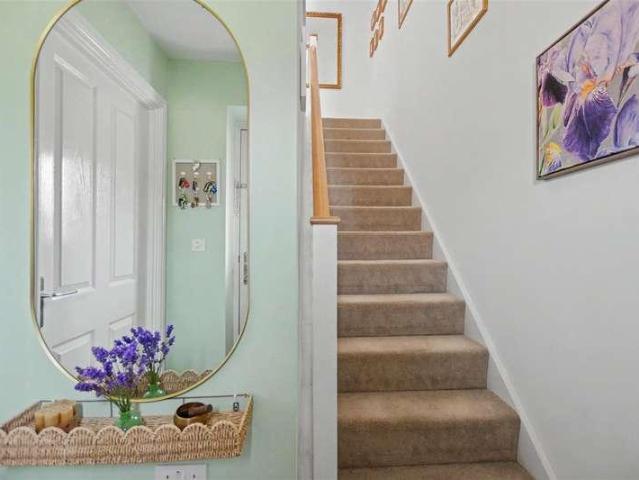 House for sale in Field Farm, Broxtowe