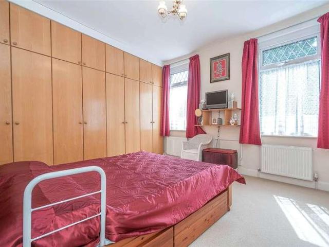 House for sale in Finchley, Greater London