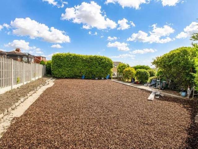 House for sale in Brookroyd, West Yorkshire