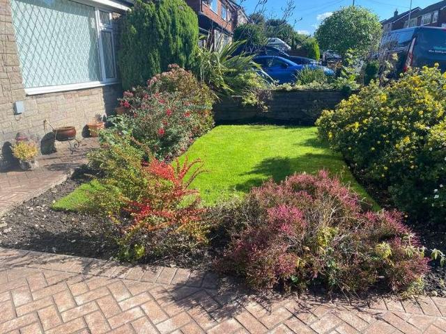 House for sale in Cowlishaw, Oldham