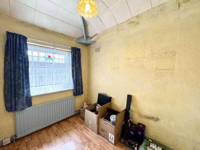 House for sale in Prescot, Prescot