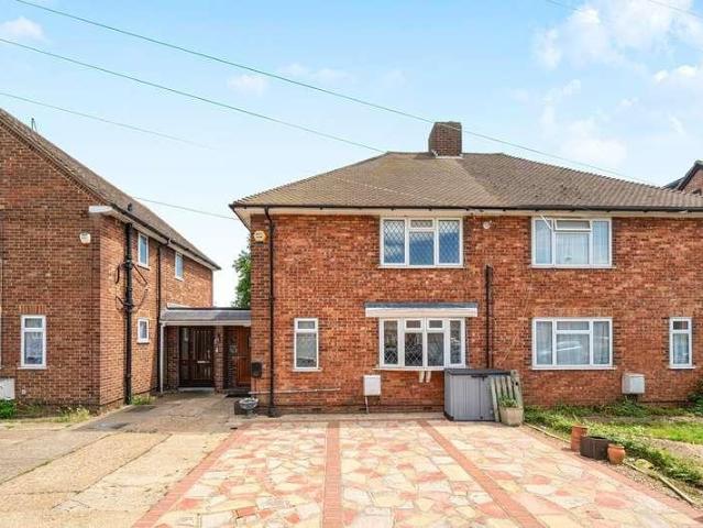 House for sale in Greater London