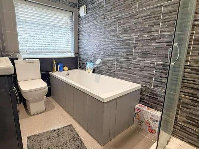 House for sale in Lifford, Birmingham