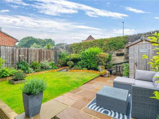 House for sale in Shaw Lane, Guiseley