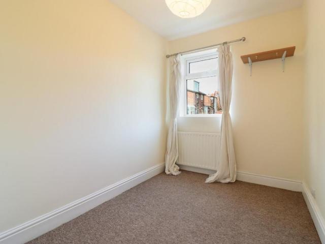 House for sale in Sheffield, Crookesmoor