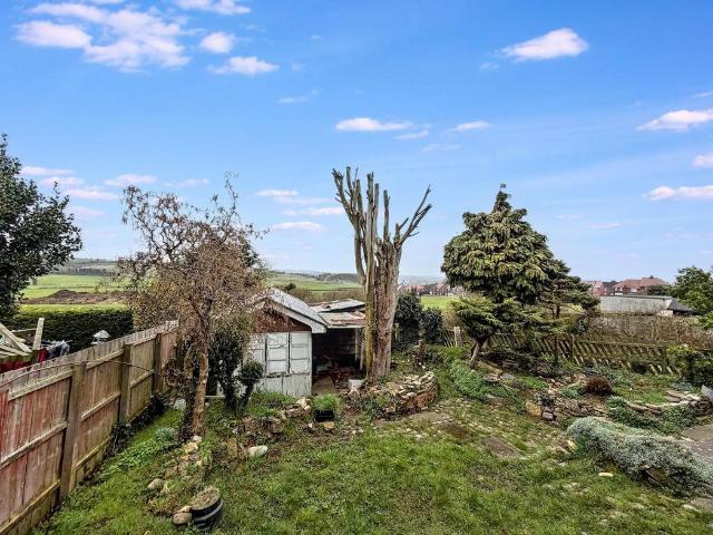 House for sale in Newbottle, Tyne And Wear