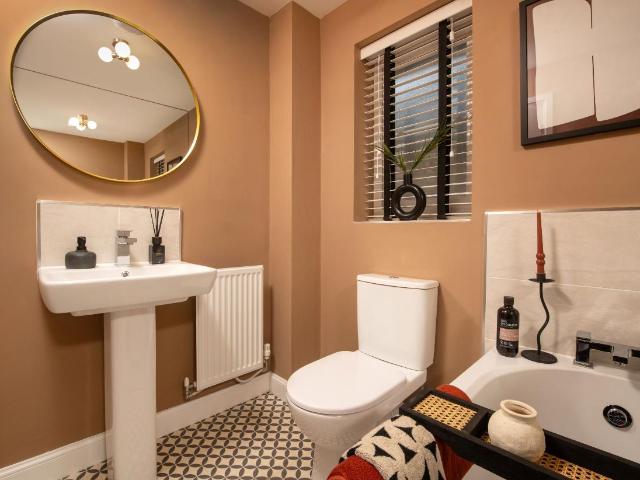 House for sale in Sneedhams Green, Gloucester