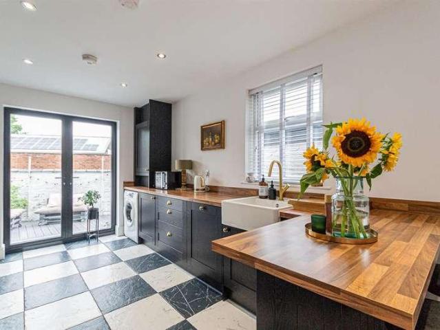 House for sale in Wilderspool, Warrington