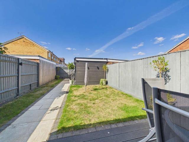 House for sale in Lunnon, Buckinghamshire