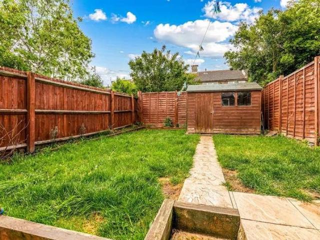 House for sale in Old Wharf, City Of Leicester