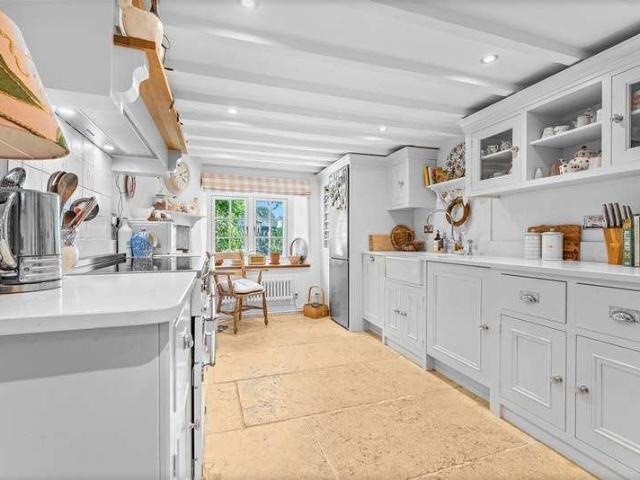 House for sale in Evershot, Oxfordshire