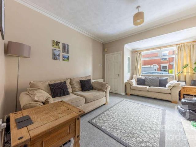 House for sale in New Catton, East Bank