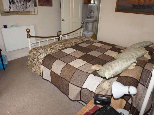 House for sale in Llannon, Cefneithin
