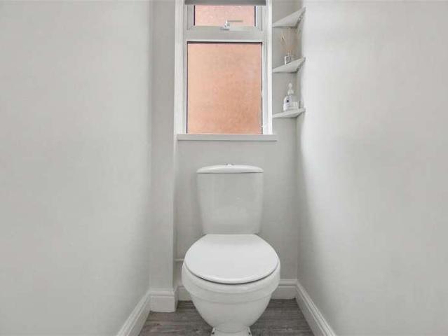 House for sale in Attenborough, East Midlands