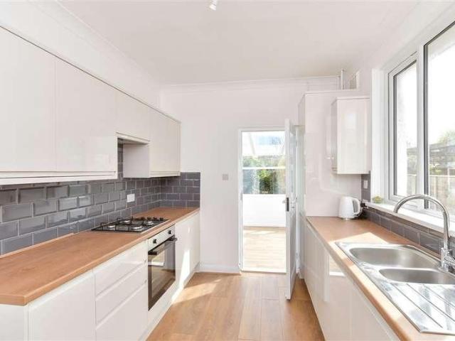 House for sale in Rustington, Clapham