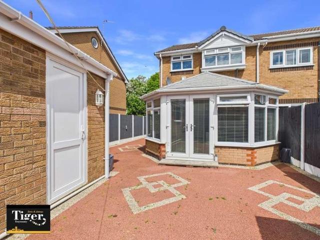 House for sale in Hawes Side, Blackpool