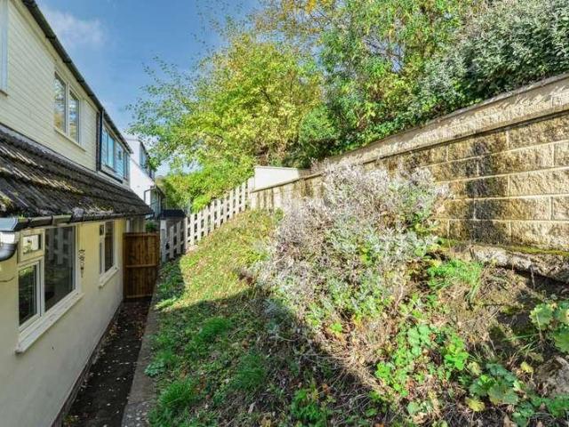 House for sale in Priestthorpe, Crossflatts