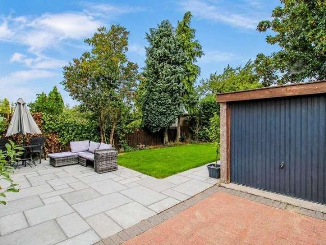 House for sale in Ossett, West Yorkshire