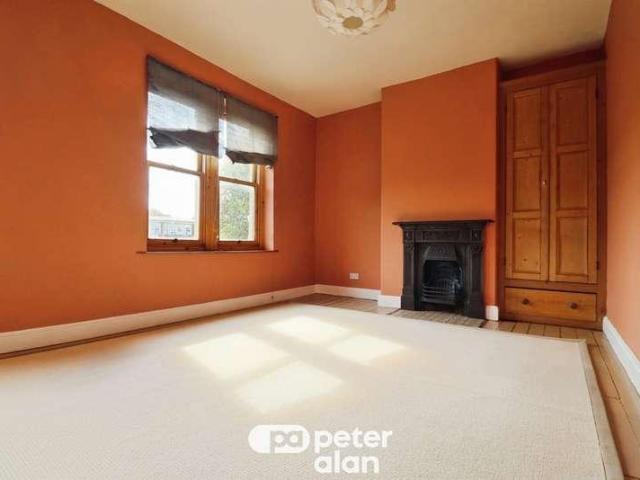 House for sale in Plasnewydd, Cardiff