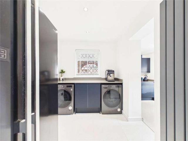 House for sale in Lower Wick, Worcester