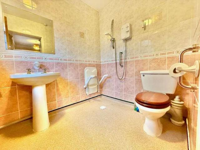 House for sale in Gornal Wood, Coseley