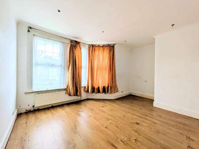 House for sale in Upton Park, Greater London