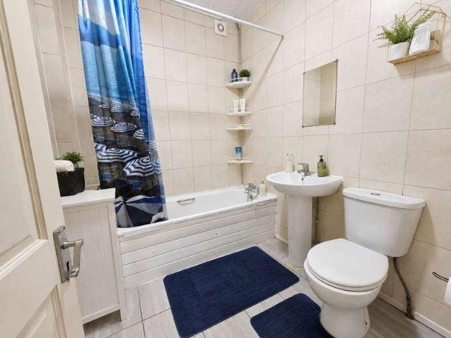 House for sale in Little Ilford, Greater London
