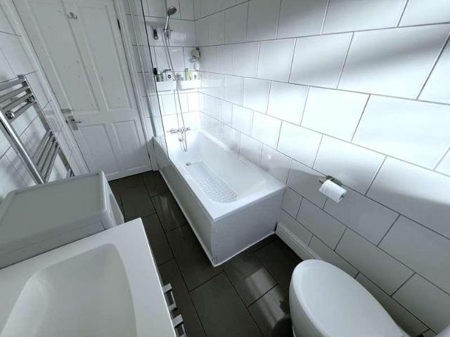 House for sale in Greater London