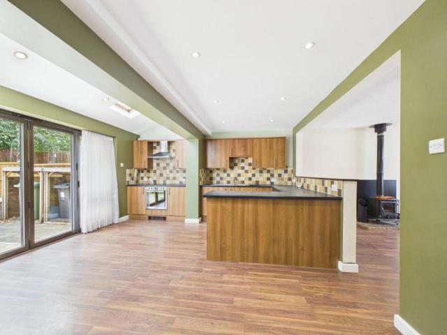 House for sale in Falfield